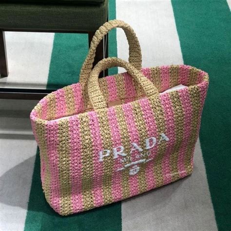 bolsa de praia prada milano|Bolsas de Praia Prada .